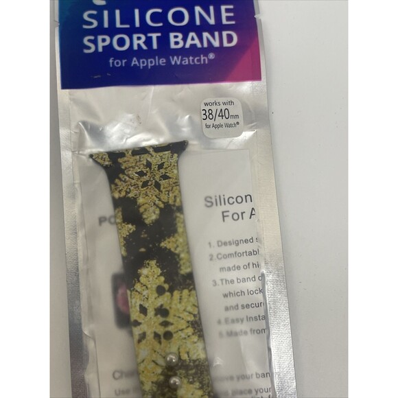 Posh Tech Holiday Snowflake Silicone Apple Watch Band New - Picture 5 of 6